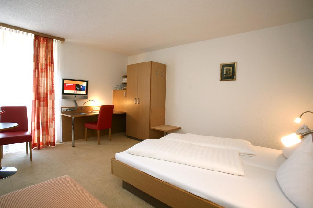 Hotel Bischof Дорнбирн Екстериор снимка